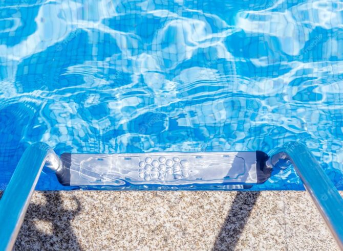 Understanding Cyanuric Acid in Swimming Pools